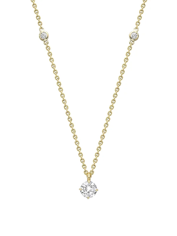 Affordable necklaces for women-Classic Yellow Gold Diamond Pendant