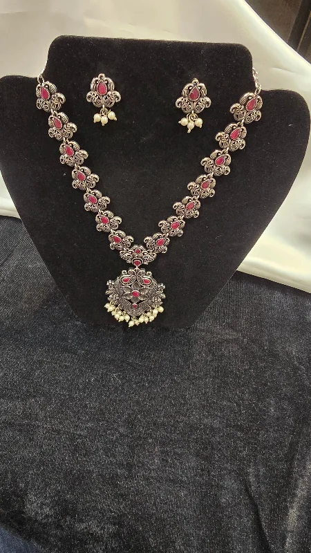 Elegant necklaces for special occasions-Pretty Dark Pink Colored Oxidized Necklace With Earrings Set