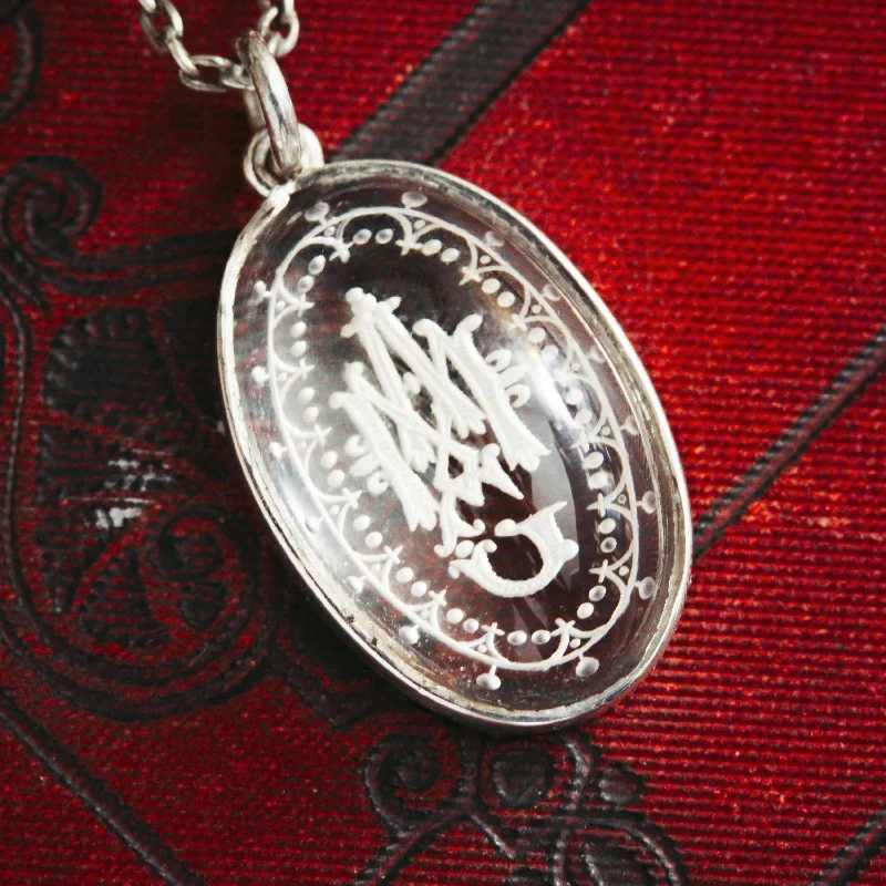 Vintage-inspired necklaces for women-Exquisite Reverse Carved Monogram Rock Crystal Pendant