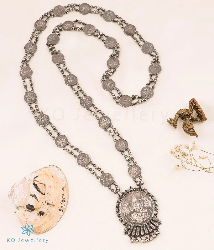 Elegant necklace chains for women-The Classic Silver Lakshmi Kasumala Coin Necklace (Oxidised)