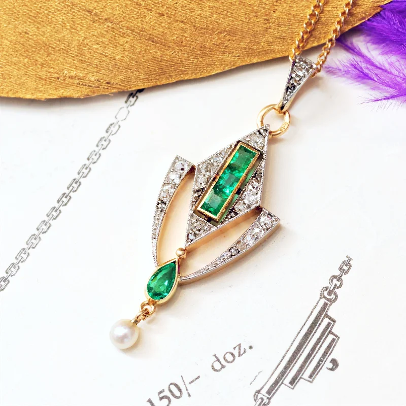 Trendy necklaces for women-Quintessentially Art Deco Emerald & Diamond Drop Pendant