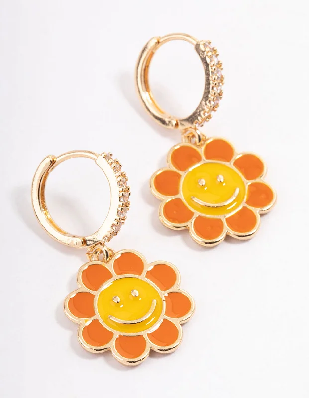 Women’s rose gold earrings-Gold Smiley Flower Huggie Earrings