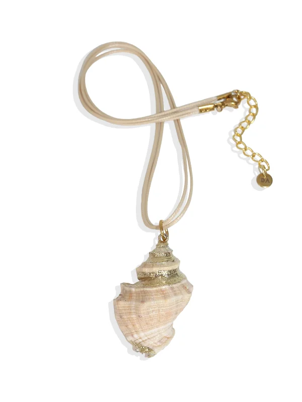 Fashion necklaces for women-Vela Shell Necklace