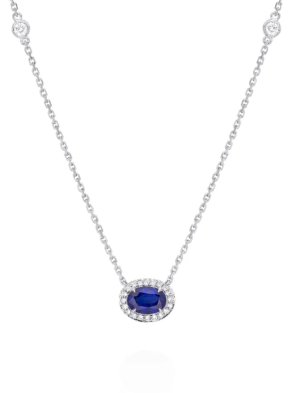 Women’s necklaces for everyday wear-Vintage Oval Sapphire Platinum Pendant