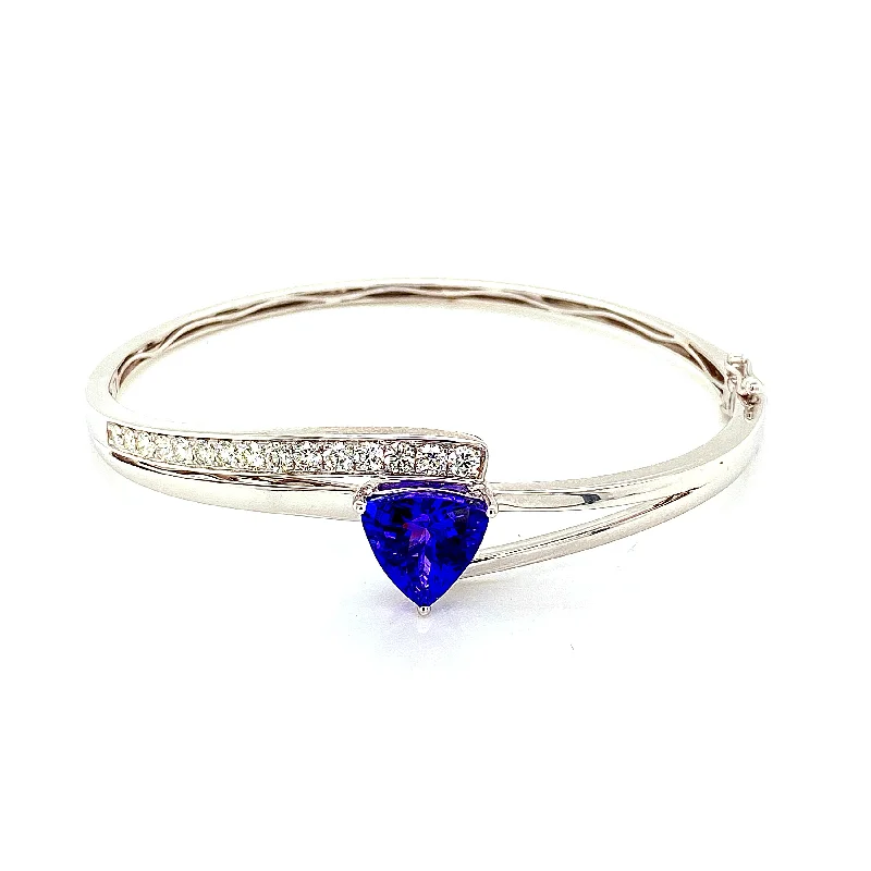 Stylish women’s bracelets-Tanzanite Bangle