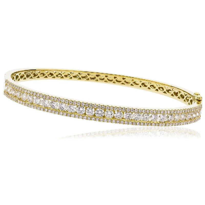 Women’s gemstone bangle sets-DIAMOND IN & OUT CHANNEL SETTING BANGLE IN 18K YELLOW GOLD