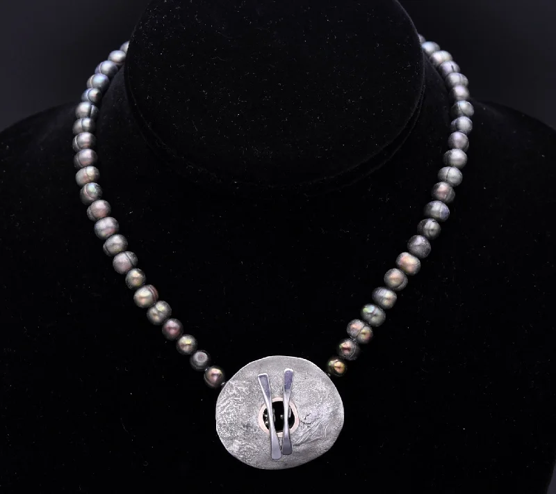 Women’s necklaces with gemstones-Vintage Handmade Tahitian Pearl with Sterling Silver and 14K Gold Pendant Necklace - 15"