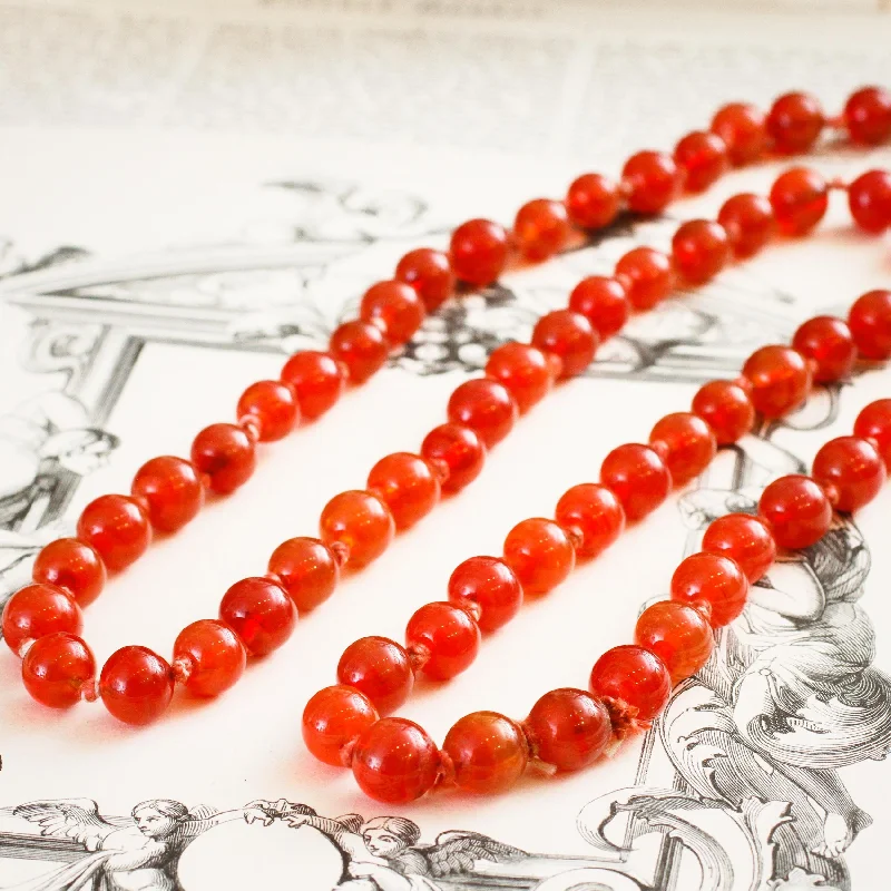 Women’s rose gold necklaces-Glowing Vintage Carnelian Bead Necklace