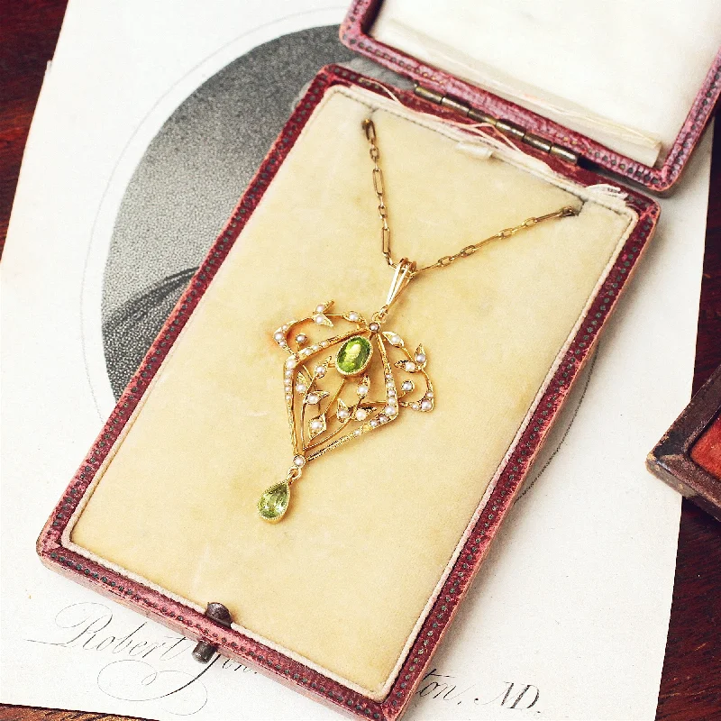 Simple gold necklaces for women-Antique Art Nouveau 15ct Gold Peridot Lavalier Pendant