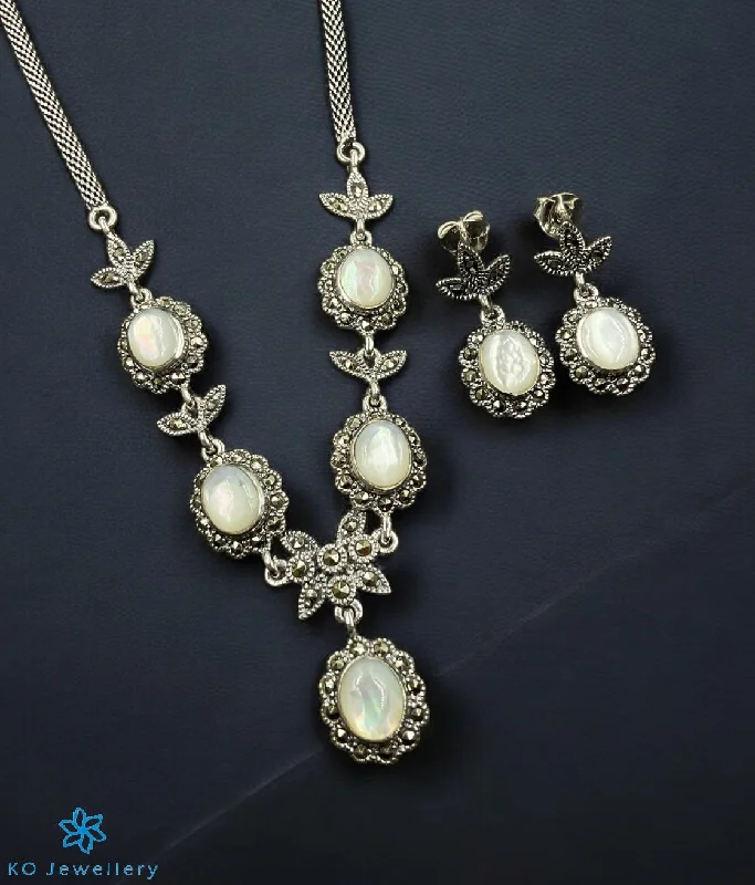 Women’s necklaces with infinity symbols-The Exquisite Elegance Silver Marcasite Necklace & Earrings (Mother of Pearl)