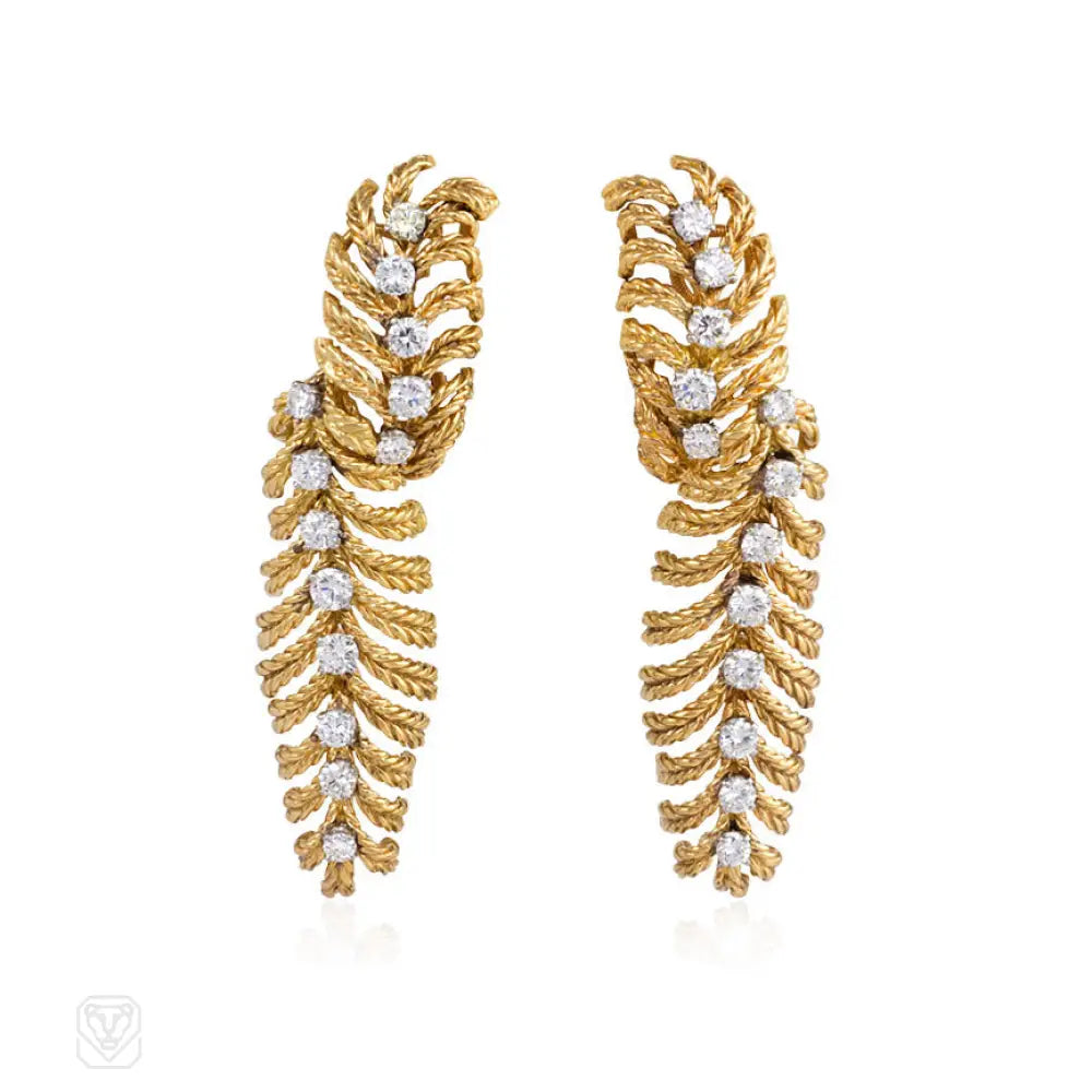 Women’s dangling diamond earrings-Textured gold and diamond earrings, Boucheron