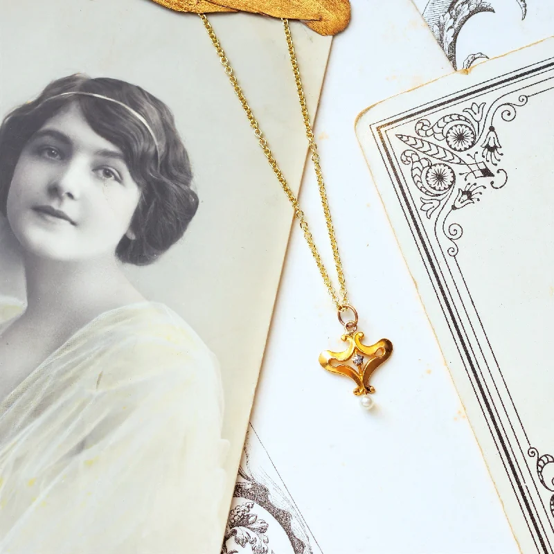 Trendy pearl necklaces for women-Antique Art Nouveau Diamond & Wild Pearl Pendant