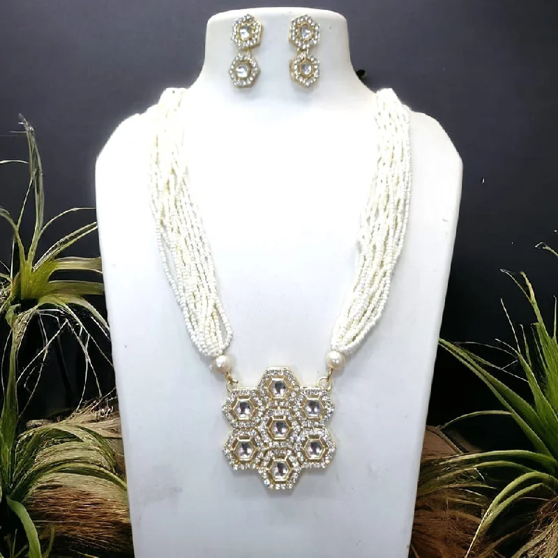 Diamond pendant necklaces for women-Naitika Arts Gold Plated Kundan Stone And Pearl Necklace Set