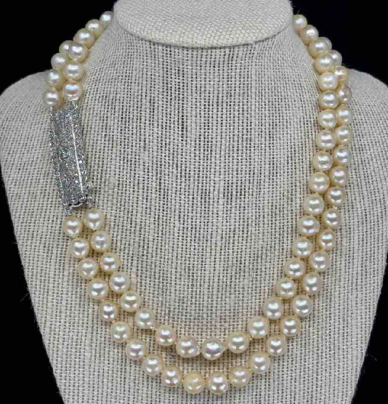 Women’s necklaces with star pendants-Antique 1920s Art Deco Akoya Pearl Necklace with Diamond Clasp