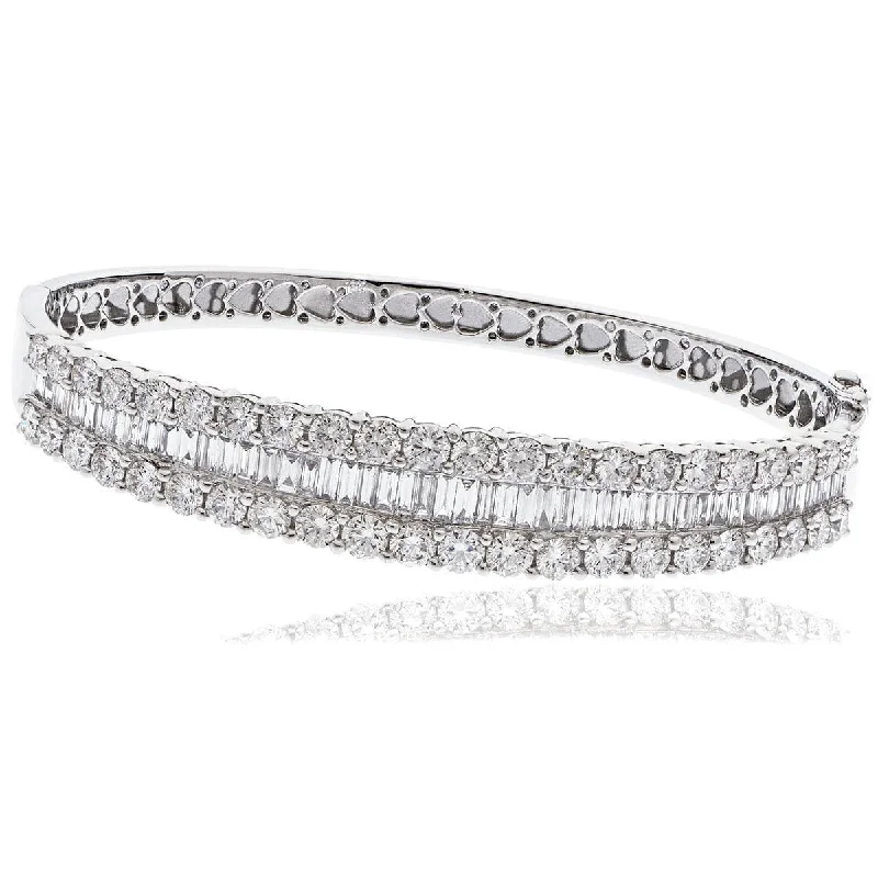 Elegant bangles for special occasions-DIAMOND GRADUATION BANGLE IN 18K WHITE GOLD